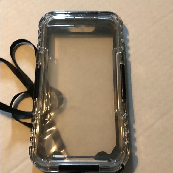 3/$15 or 5/$20 Waterproof phone case (fit an iPhone 6plus) - Picture 3 of 6